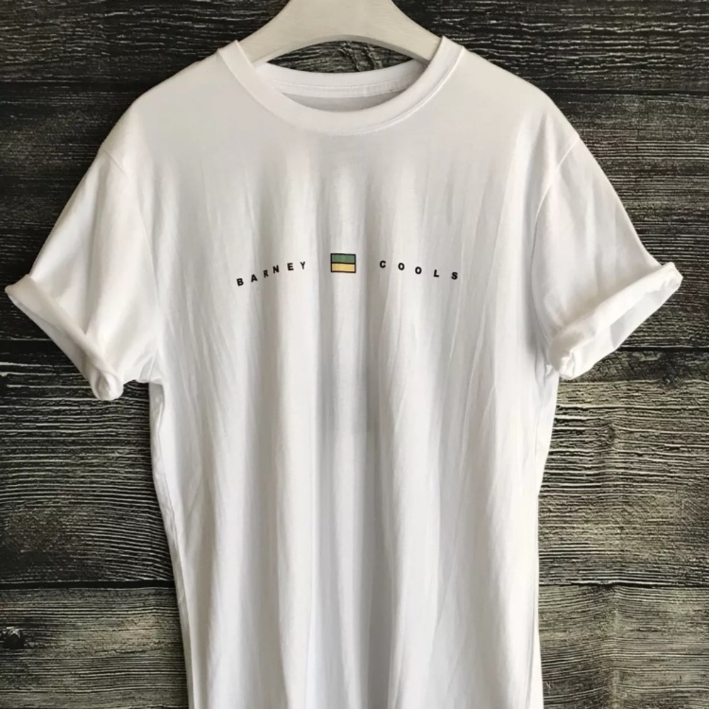 Barney Cools T-Shirt Size Small NWT White Street Wear Skate Surf Logo Minimalist